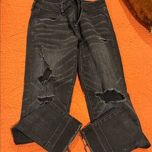 American Eagle Distressed Black Jegging Ankle Jeans